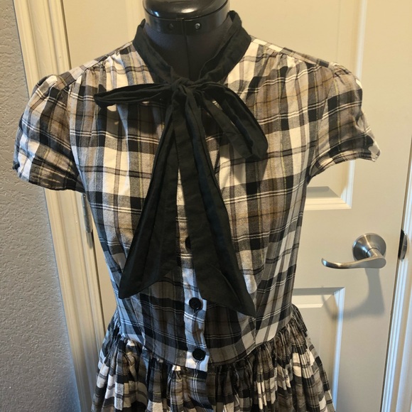 ❌SOLD❌Unique Vintage Plaid Button Up Swing Dress - Picture 7 of 15
